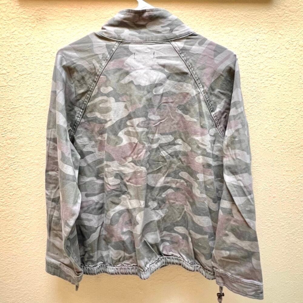 Womens Trendy Camo Jacket Full Zip Democracy Size L Coat - Picture 4 of 10